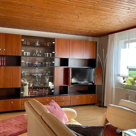 Ferienwohnung Leuchtbergblick Mit Terrasse Und Pkw Stellplatz Eschwege Buitenkant foto